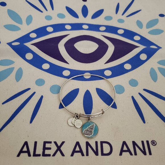 Alex and Ani Nautilus Conch Shell Expandable Charm Bangle Color Infusion    72 - Picture 2 of 3